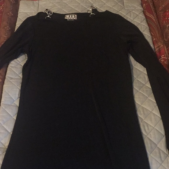 Nice dress - Picture 3 of 3